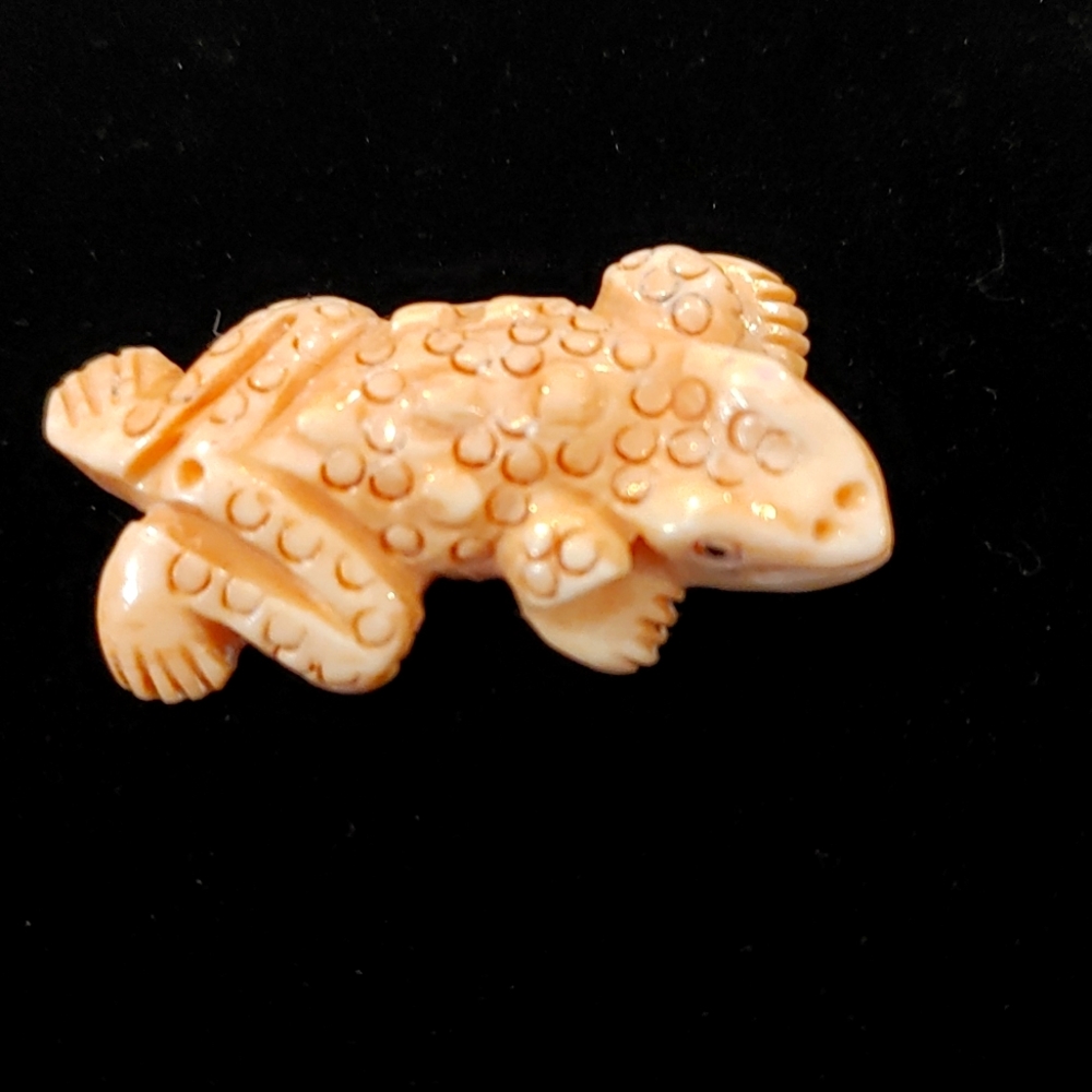 Cute Hand carved ox Bone Frog. Charm Pendant